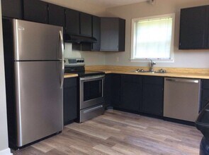 2820 Airwood Dr in Nashville, TN - Building Photo - Building Photo