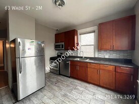 63 Wade St in Jersey City, NJ - Building Photo
