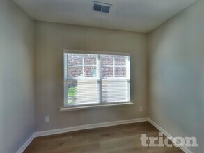 415 Middleton Ln in Pleasant View, TN - Foto de edificio - Building Photo