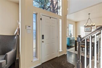 18212 Muir Cir in Dallas, TX - Building Photo - Building Photo