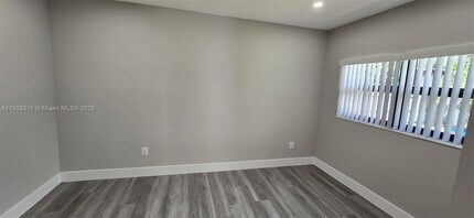 2533 Garfield St in Hollywood, FL - Building Photo - Building Photo