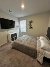 8714 Braun Shelf in San Antonio, TX - Building Photo - Building Photo