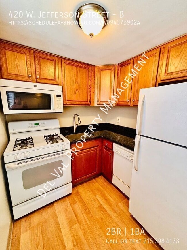 420 W Jefferson St in Media, PA - Building Photo - Building Photo