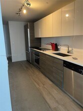 1100 S Miami Ave, Unit 2905 in Miami, FL - Building Photo - Building Photo