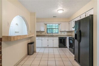 5000 Village Green Way in Alpharetta, GA - Building Photo - Building Photo