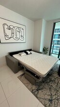 1300 S Miami Ave, Unit 2208 in Miami, FL - Building Photo - Building Photo