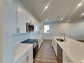 5734 Las Vegas Crk St in Las Vegas, NV - Building Photo - Building Photo