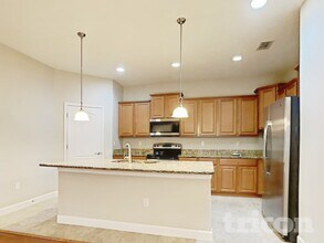 13811 Newport Shores Dr in Hudson, FL - Foto de edificio - Building Photo