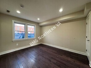 3351 Clay Pl NE in Washington, DC - Building Photo - Building Photo