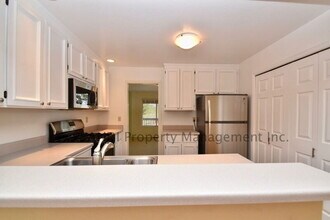 1033 Susan Way in Novato, CA - Building Photo - Building Photo
