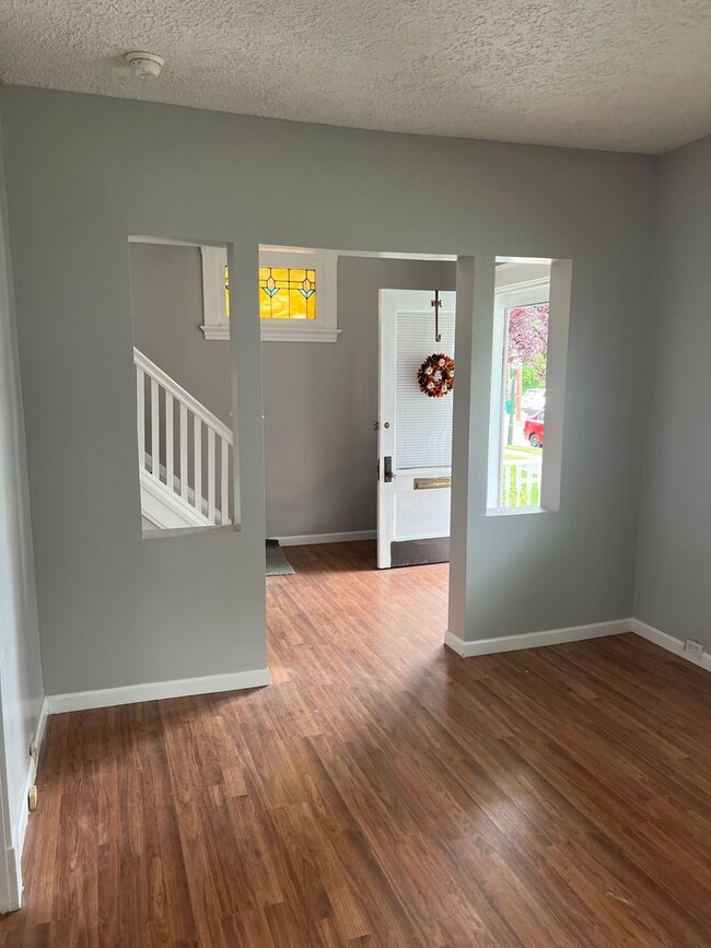 4122 Maple Dr in Cincinnati, OH - Building Photo - Building Photo