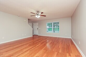145 Grovedale Trace in Nashville, TN - Building Photo - Building Photo