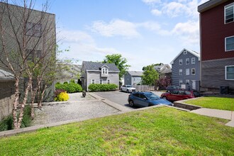 14 Trenton St in Providence, RI - Foto de edificio - Building Photo