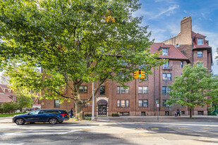 One Ascan in Forest Hills, NY - Building Photo - Building Photo