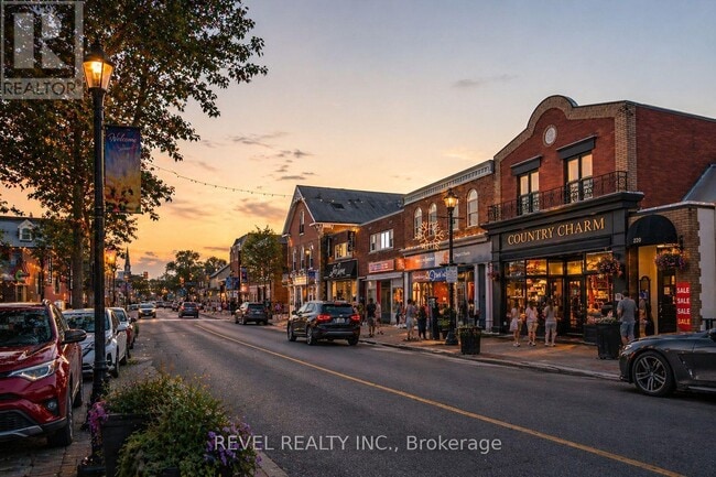 property at 296 Queen St S