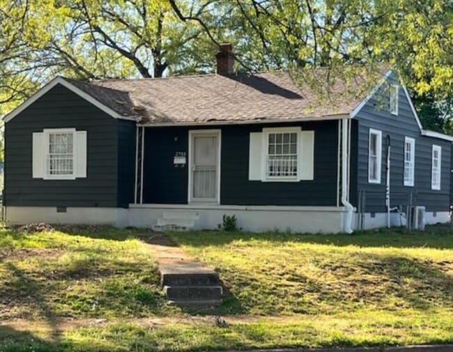 property at 2751 Henley Dr