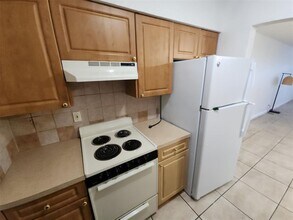 2607 NE 8th Ave, Unit 7 in Wilton Manors, FL - Foto de edificio - Building Photo