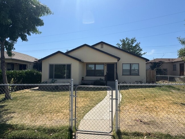 property at 2517 Manor St