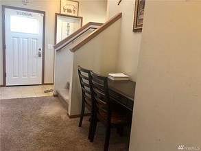 469 NE Nantucket St in Bremerton, WA - Foto de edificio - Building Photo