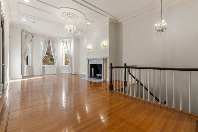 23 Marlborough St in Boston, MA - Building Photo - Building Photo