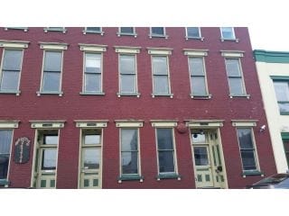 55 59 Clinton Street in Plattsburgh, NY - Foto de edificio