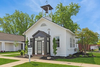 ReNew Woodland Ranch South in Kentwood, MI - Foto de edificio - Building Photo