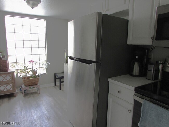 26664 Little John Ct in Bonita Springs, FL - Building Photo - Building Photo