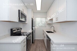 2674 Hornblend St in San Diego, CA - Building Photo
