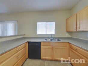 1590 Johnny Loftus Ct in Las Vegas, NV - Building Photo - Building Photo