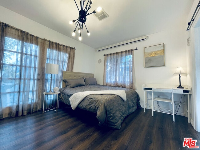 1500 Midvale Ave in Los Angeles, CA - Building Photo - Building Photo