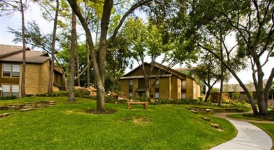 BENT TREE OAKS in Addison, TX - Building Photo - Building Photo