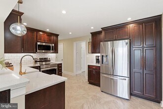 5642 Jefferson Blvd in Frederick, MD - Building Photo - Building Photo