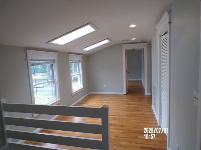 72 Washington Ave in Hamden, CT - Building Photo - Building Photo