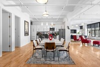 208 W 30th St in New York, NY - Building Photo - Building Photo