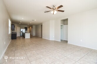 24411 W Pueblo Ave in Buckeye, AZ - Building Photo - Building Photo