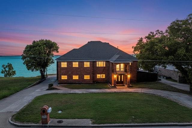 property at 213 Scenic Dr