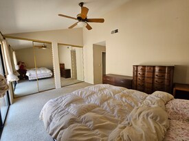 10256 Carioca Ct in San Diego, CA - Building Photo