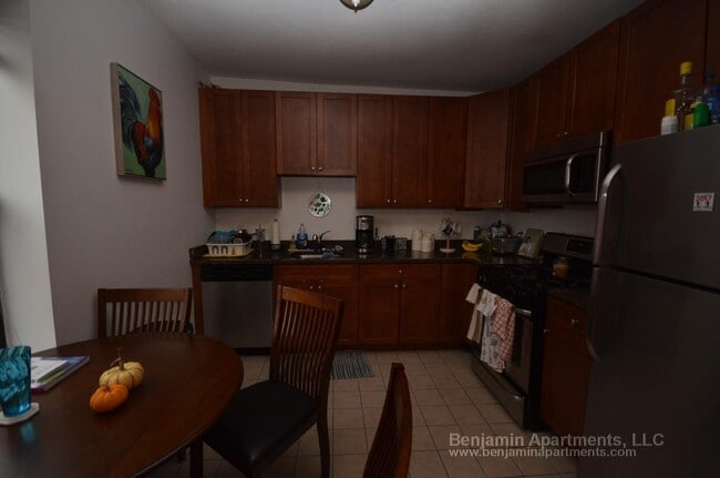 878 Huntington Ave in Boston, MA - Building Photo - Building Photo