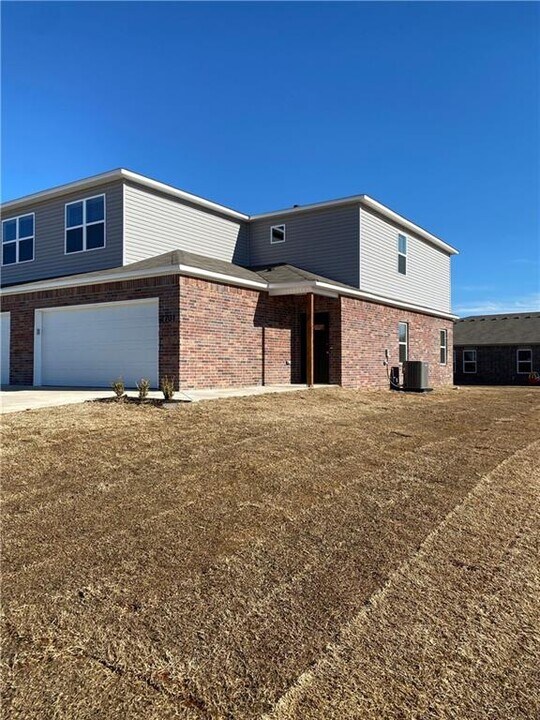 2701 N Sidney St Photo