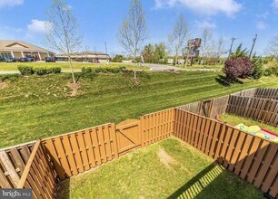 247 Drexel Ct in Martinsburg, WV - Building Photo - Building Photo