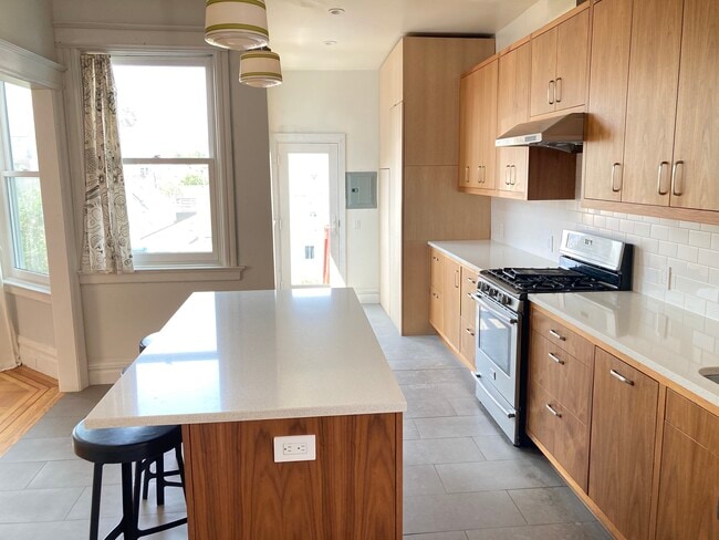 924 Potrero Ave, Unit Top Floor in San Francisco, CA - Foto de edificio - Building Photo