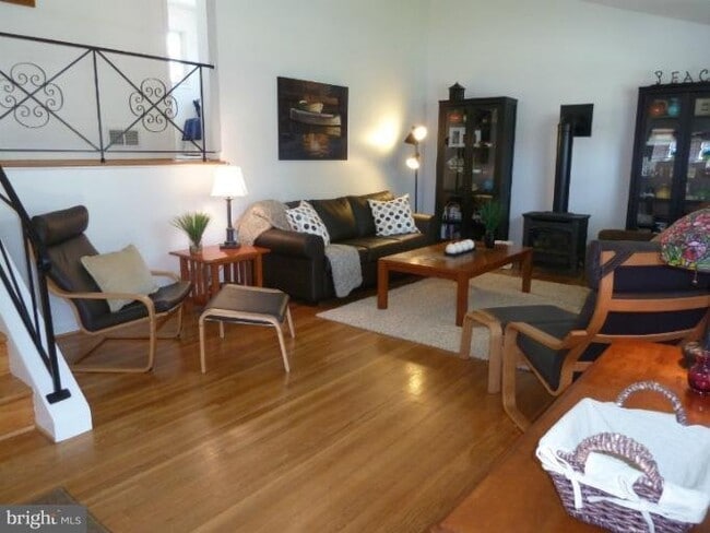 property at 12908 Bluhill Rd