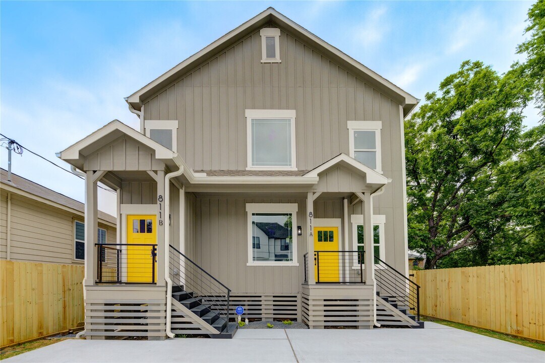 811 E 39th St in Houston, TX - Building Photo