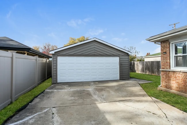 property at 9543 S Sacramento Ave