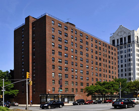 Ennis Francis Houses in New York, NY - Building Photo - Building Photo