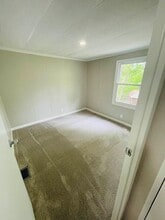 210 Bride Dr in Reidsville, NC - Building Photo - Building Photo