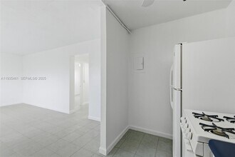 126 SW 18th Ave in Miami, FL - Building Photo - Building Photo