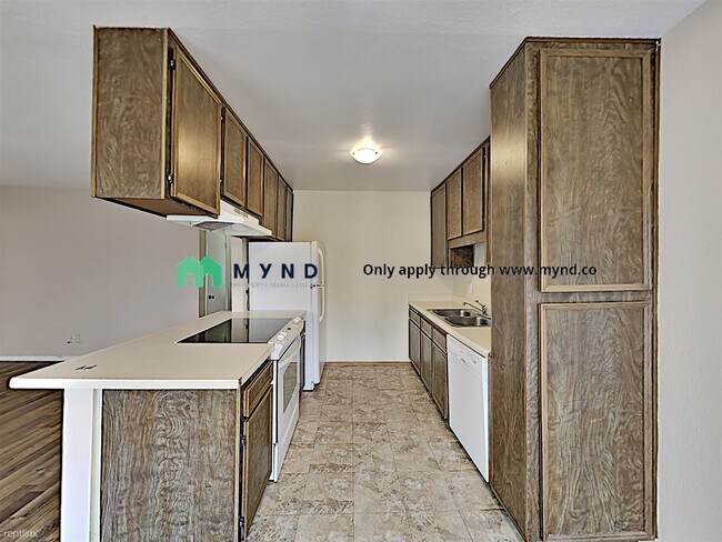 9550 Carroll Canyon Rd-Unit -Apt 240 in San Diego, CA - Foto de edificio - Building Photo
