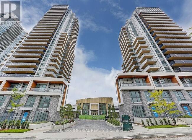 property at 25-225 McMahon Dr