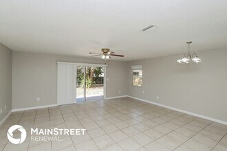 1512 Eagle Ave NW in Palm Bay, FL - Building Photo - Building Photo